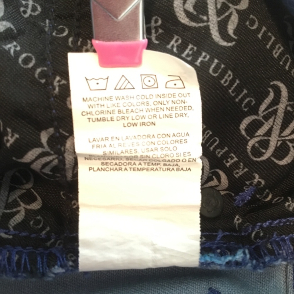 Rock& Republic Ladies Jean Shorts Blue/ Black/ Green/ Pink Size 2 - Picture 5 of 5